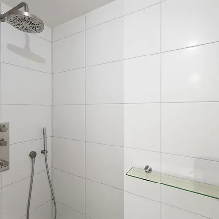 Super Vip | 4 Pers. آودورب